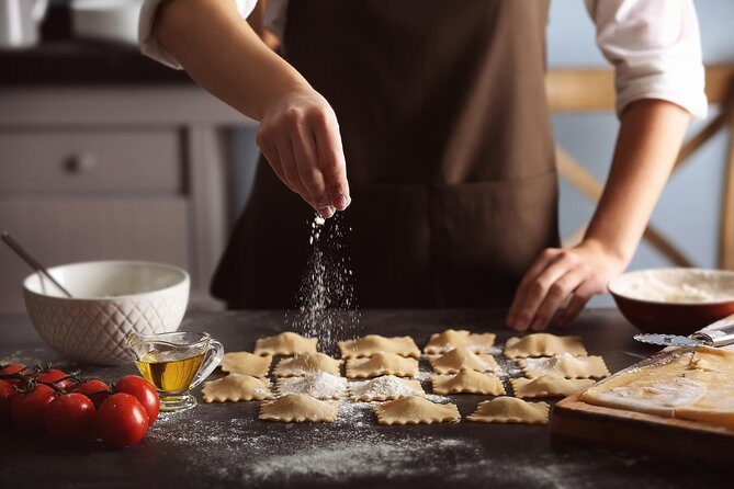 Bari: Home Cooking Class- Make Cavatelli & Capunti with Wine - A Detailed Look at the Bari Home Cooking Class – Making Cavatelli & Capunti with Wine