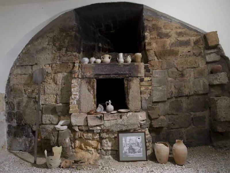 Bari: Simi Palace and Byzantine Church Tour with Ticket - FAQs