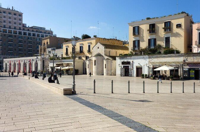 Bari Street Food Tour by Rickshaw - Exploring Bari: A Practical and Tasty Ride Through History and Flavors