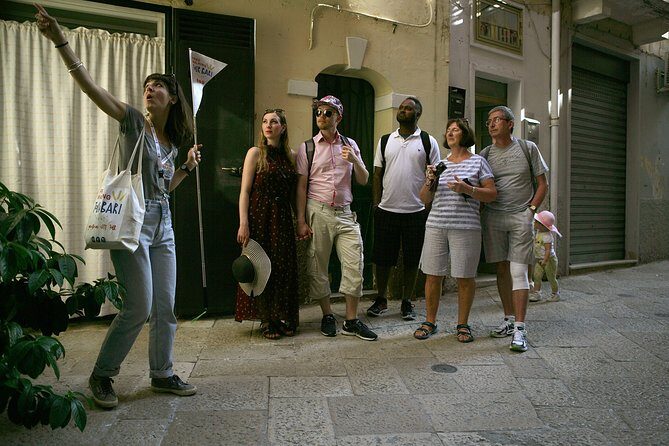 Bari Vecchia Group Tour in Italian - Practical Considerations