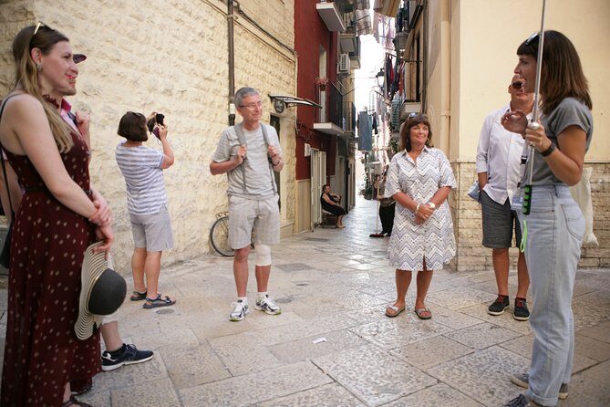 Bari Vecchia Group Tour in Italian - FAQ