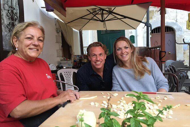 Bari Walking Tour with Pasta Experience - Exploring Bari: The Details of the Tour