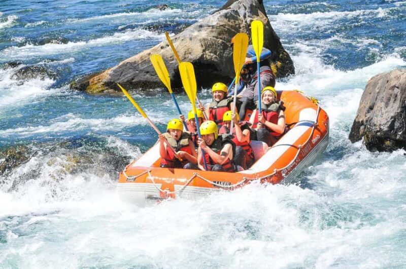 Bariloche: Rafting in Manso River up to the border with Chile - Key Points