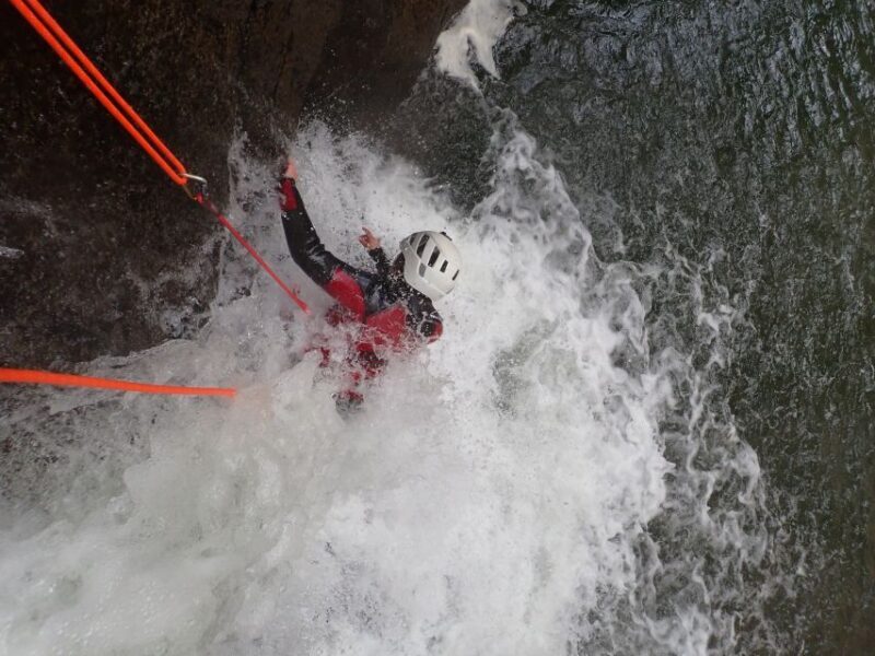 Barranquisme Vall de Núria - Girona - The Guides and Gear: Ensuring Safety and Enjoyment