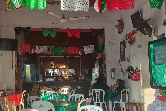 Barrio Cantinero Your Corner of Culture Music and Gastronomy - Who Should Consider This Tour?