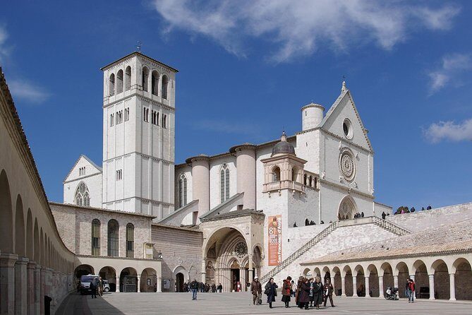Basilica of Saint Francis Tour with official guide - Key Points