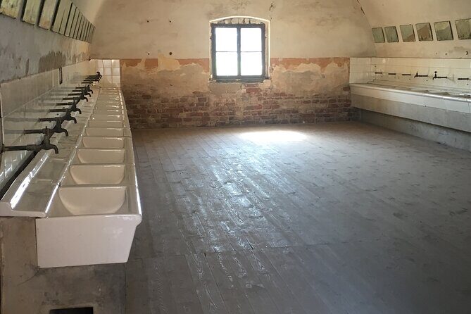 Batel Tours: In-depth Terezin semi-private tour & hotel pick up - Final Thoughts