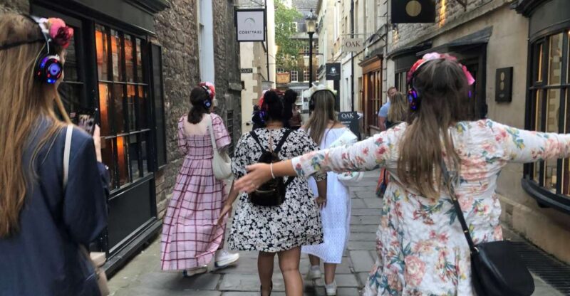 Bath: Bridgerton Filming Locations Walking Tour with Music - Authenticity and Engagement