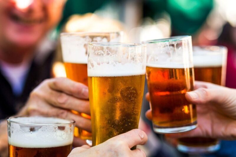 Bath: Guided walking tour of Historic Sights & Pubs (3h) - Key Points