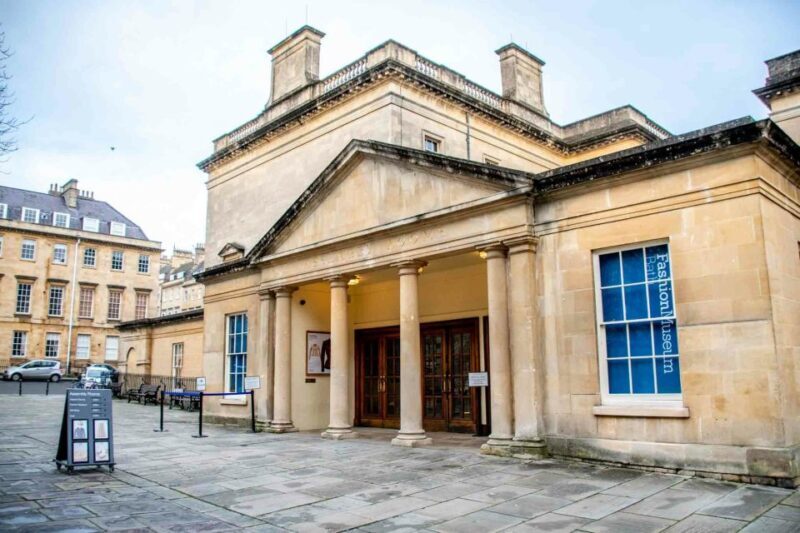 Bath: Private Walking Tour - The Sum Up