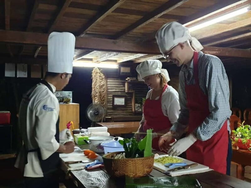 Battambang: Cooking Class and Market Touring - Key Points