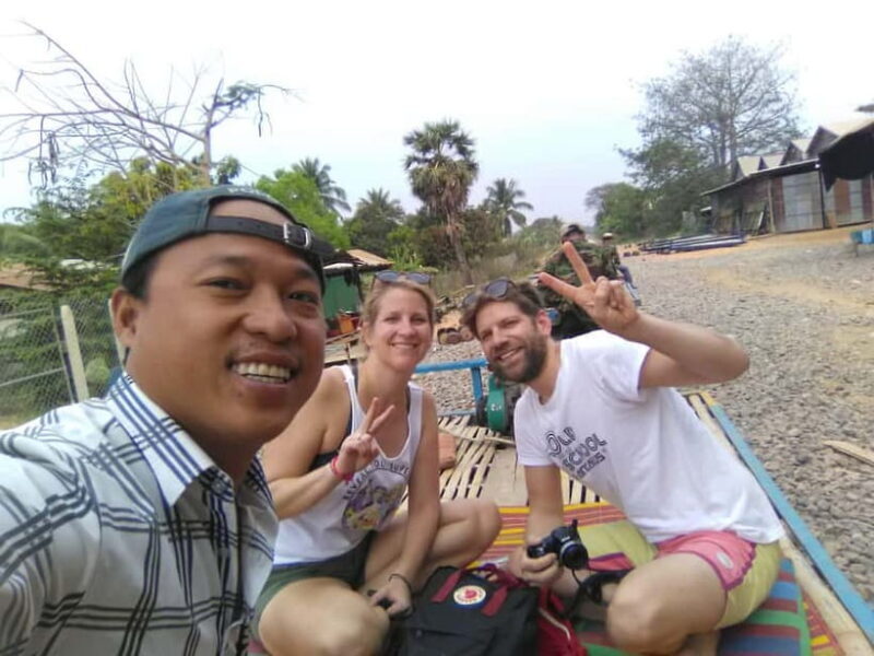 Battambang family tuktuk tour BambooTrain/Wat Banan/Bat cave - FAQ