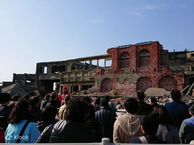 Battleship Island Cruise Experience (Nagasaki) - The boat ride and the chance to land