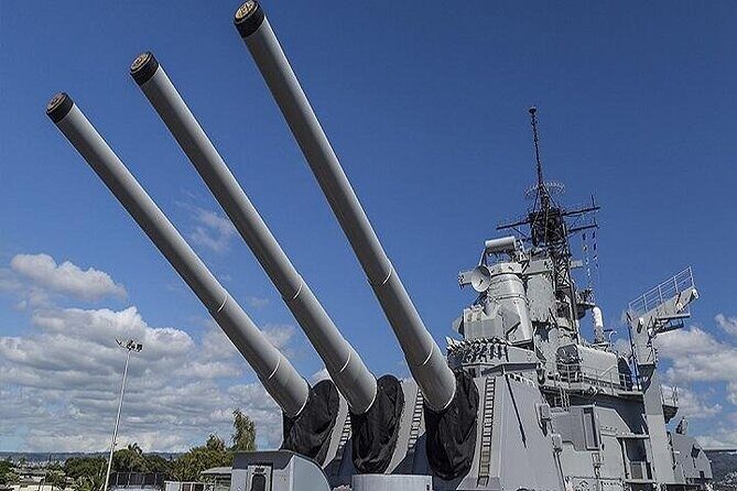 Battleships of WWII at Pearl Harbor from Kauai - A Detailed Look at the Battleships of WWII at Pearl Harbor from Kauai