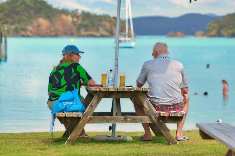 Bay of Islands: Discover the Bay Cruise with Island Lunch - Who Should Consider This Tour?