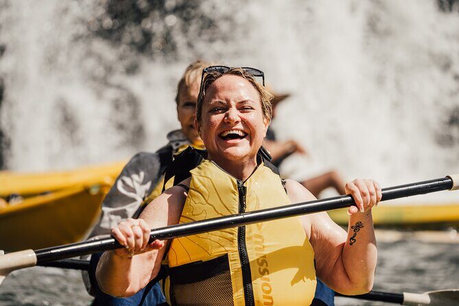 Bay of Islands Glow Worm Caves & Scenic Shore Excursion - The Transport and Group Size
