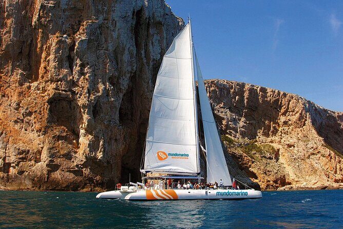 Bay trip in Calpe or Altea with a sailing catamaran - In-Depth Review: What to Expect from Your Coastline Catamaran Trip