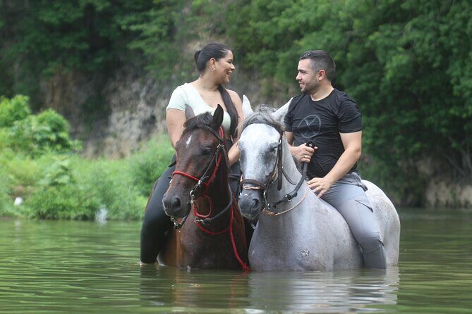 Bayahíbe Horseback Riding & River swimmig - FAQs