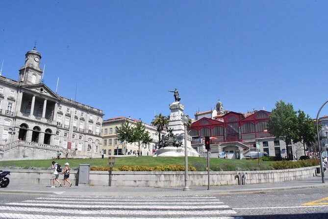 Be a local in Porto - One day private tour from Lisbon - FAQ