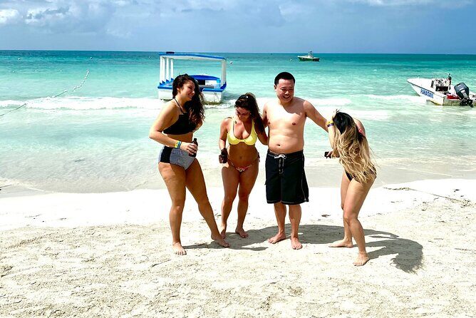 Beach Day in Negril & Ricks Cafe Experience - Who Should Consider This Tour?