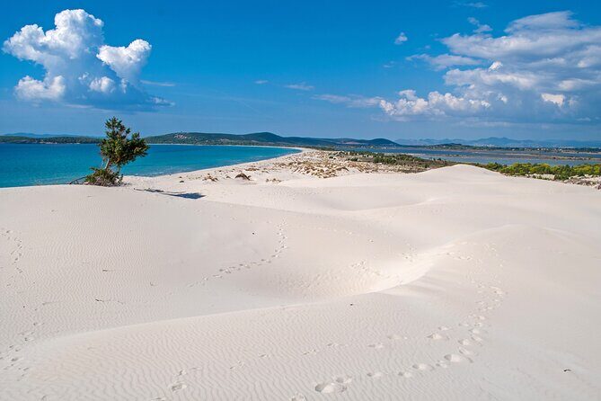 Beach Tour Porto Pino and Piscinnì - Exploring Porto Pino’s Is Arenas Biancas