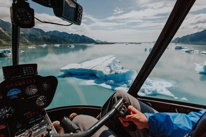 Bear Glacier Signature Helicopter Tour - Key Points