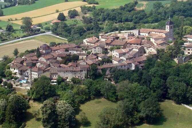 Beaujolais & Perouges Medieval Town (9:00 am to 5:15 pm - Small Group Tour Lyon - Key Points