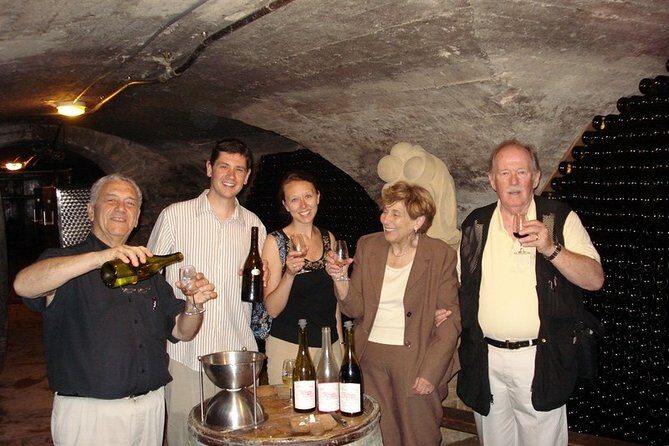 Beaujolais & Perouges Medieval Town - Private Tour - Full Day from Lyon - Key Points