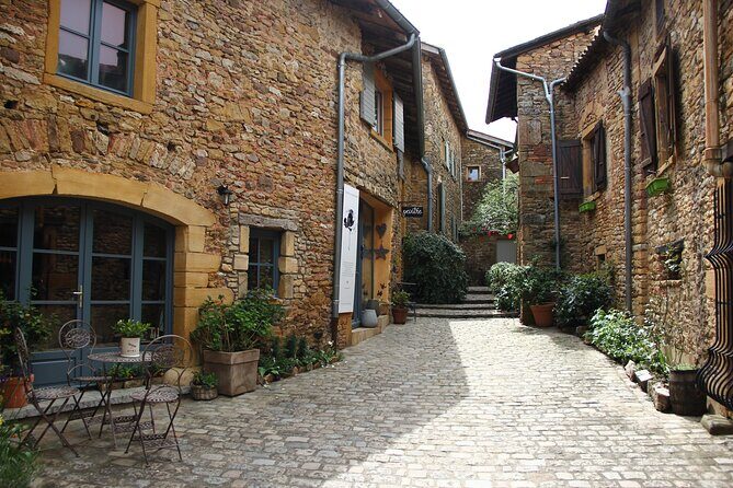 Beaujolais Wine Tour - Tastings & Gourmet Picnic Lunch - FAQs