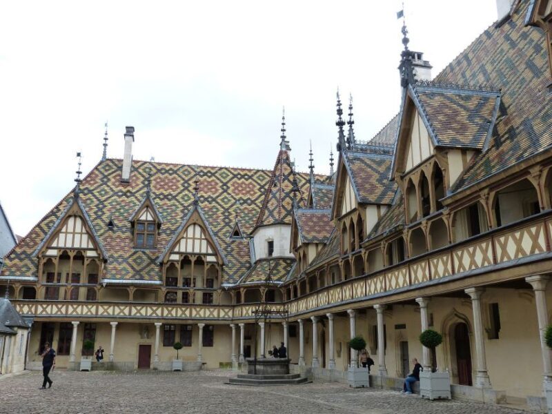 Beaune - Historic Guided Walking Tour - Beaune - Historic Guided Walking Tour