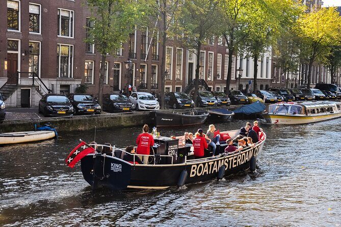 Beautiful (Open Boat) Canal Cruise in Amsterdam Open Bar included - An In-Depth Look at the Canal Cruise