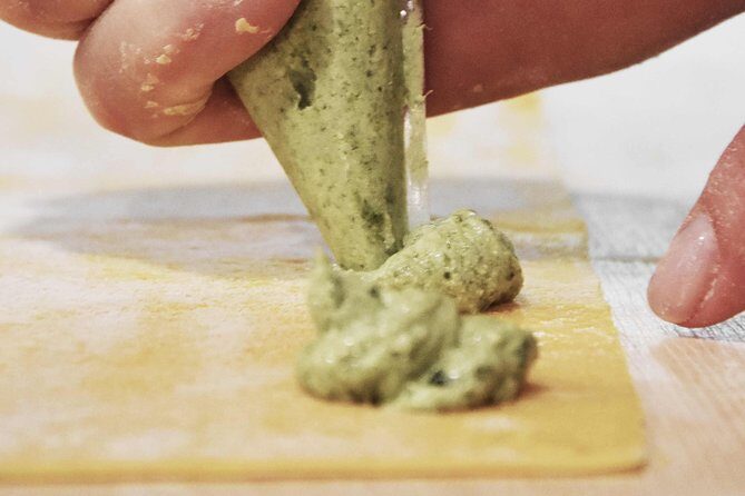 Become a Masterchef in Rome: Pasta, Ravioli and Tiramisù Class - Who Should Consider This Tour?