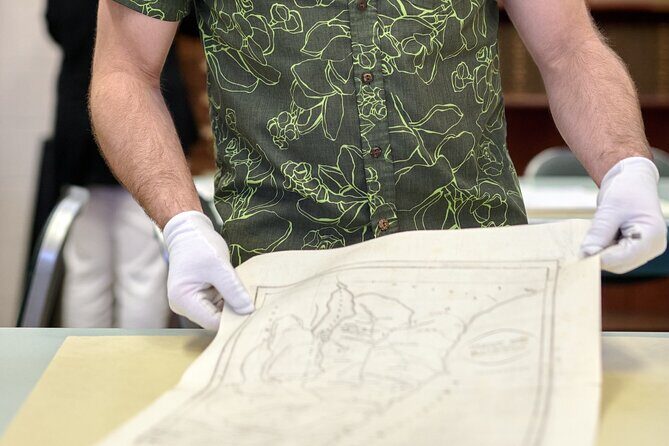 Become an Honorary Curator at a Historic Library in Honolulu - Key Points