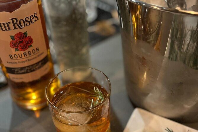 Beginner Mixology Class - Introduction: A Mixology Experience in Downtown Denver