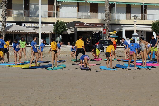 Beginner Surf Course - A Close Look at the Experience