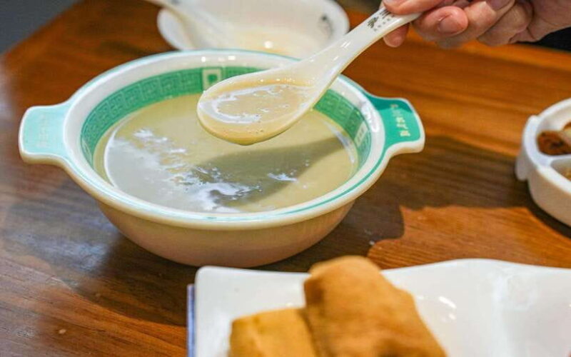 Beijing: Hutong Breakfast Food Tour - What Does the Itinerary Look Like?