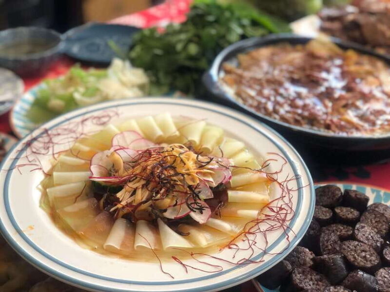 Beijing Market Tour with 10-course Family Feast - Who Should Skip This Tour?