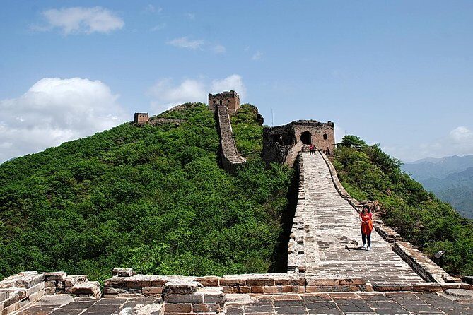 Beijing Mutianyu Great Wall Tour with Night View of Simatai and Gubei Water Town - Nighttime Marvel at Simatai Great Wall