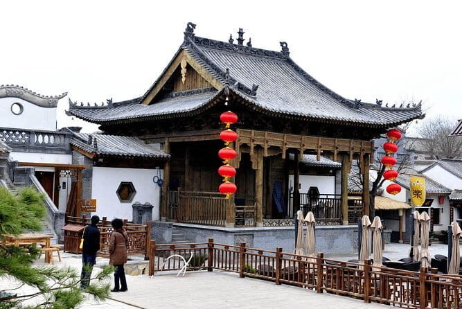 Beijing Private Tour to Fragrant Hill and Temple of Azure Clouds with Cable Car - Exploring the Natural and Cultural Wonders of Fragrant Hills and Azure Clouds