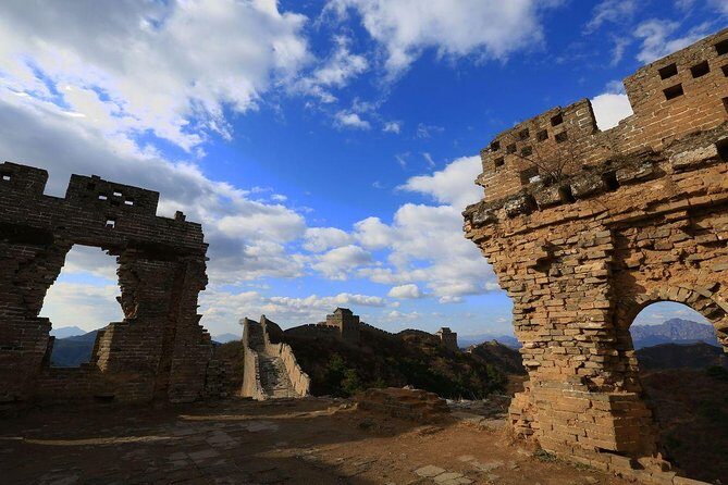 Beijing Private Tour to Jinshanling Great Wall with Authentic Chinese Lunch - Who Is This Tour Best Suited For?