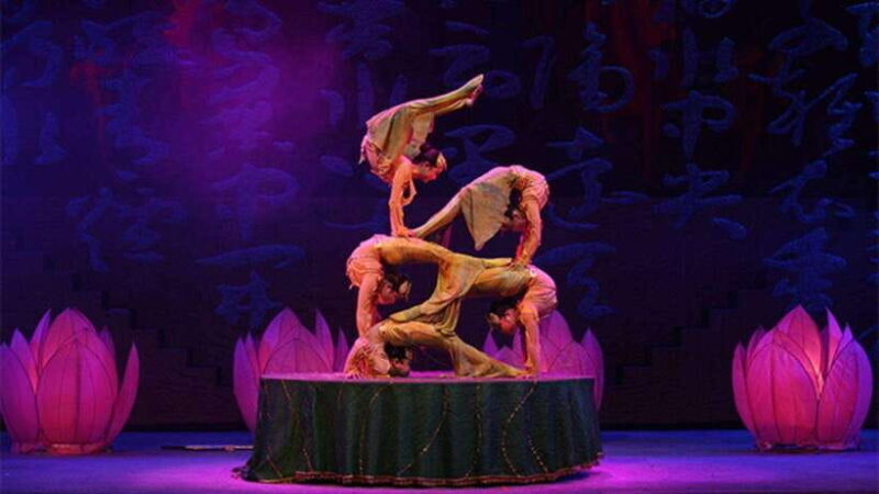 Beijing: Red Theatre Acrobatics Show Ticket-Local Must-See - Discover the Spectacle of Traditional Chinese Acrobatics at the Red Theatre in Beijing