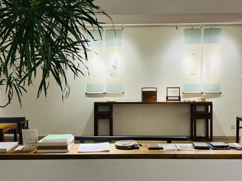 BeijingSummer Palace & Tea or Calligraphy Experience Tour - Who Should Consider This Tour?