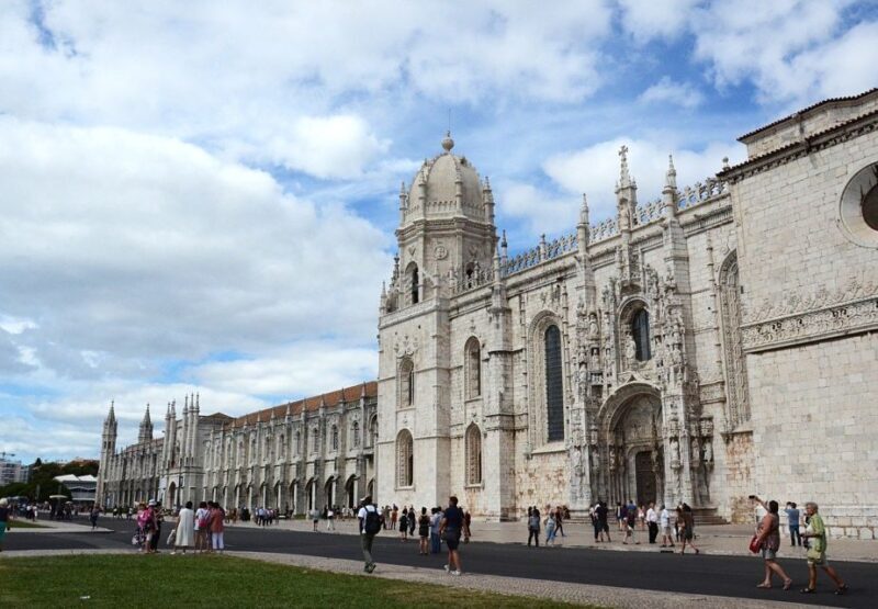 Belém, Lisbon Aqueduct and Cristo Rei with a guide Van Tour - The Sum Up: A Well-Rounded Day in Lisbon