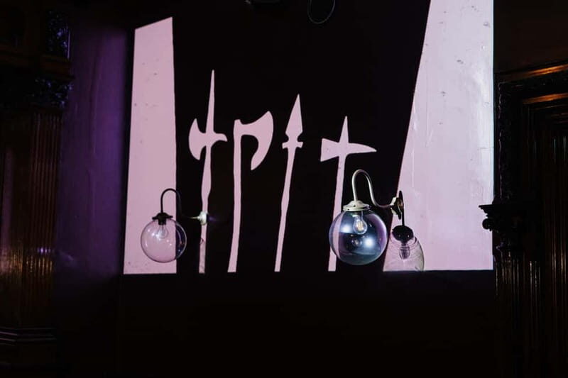 Belfast: An Alternative History of Belfast Through Drinks! - Who It’s Best For