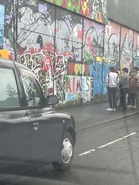 BELFAST BLACK TAXI TOUR - What Makes This Tour Stand Out?