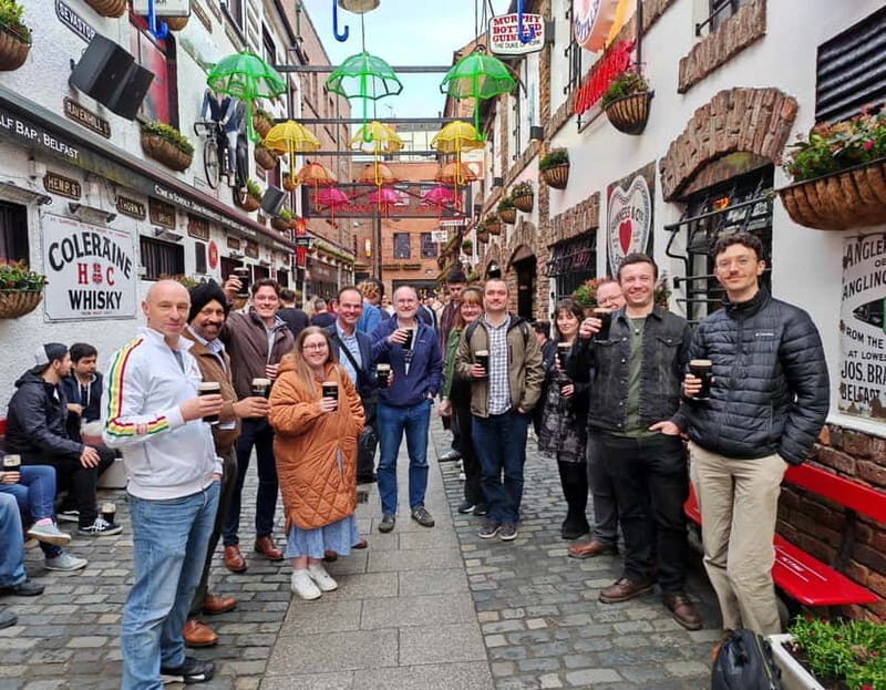 Belfast: Cathedral Quarter Guided Walking Tour - The architecture and landmarks