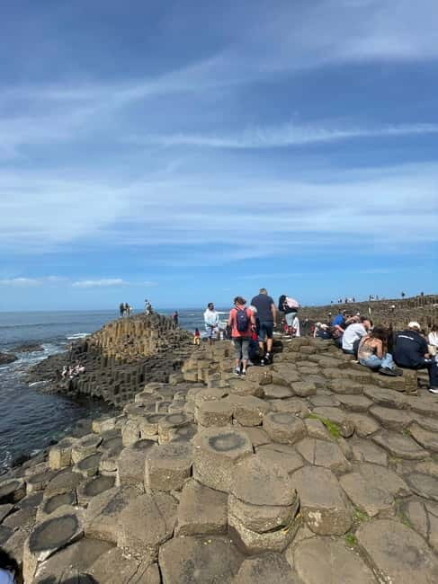 Belfast city & Giants Causeway 16 PAX private Tour - Who Will Love This Tour?