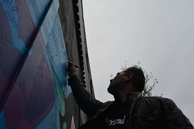 Belfast: Famous Murals Private Tour - What Makes This Tour Valuable for Travelers