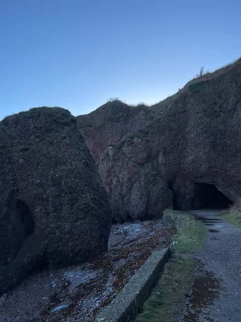 Belfast: Game of Thrones and Giants Causeway Private Tour - Key Points