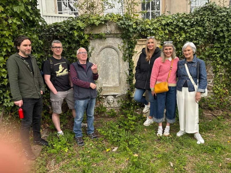 Belfast Queens Uni, Botanic Gdns, Friars Bush Graveyard Tour - Frequently Asked Questions